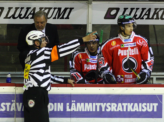 18.9.2009 - (Ässät-HIFK)