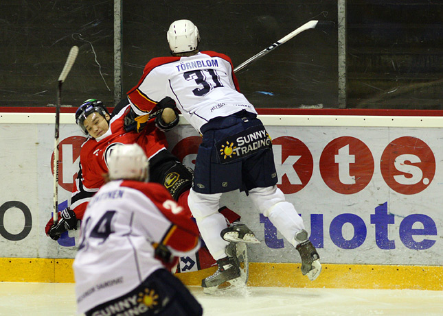 17.9.2009 - (Ässät A-Jokerit A)