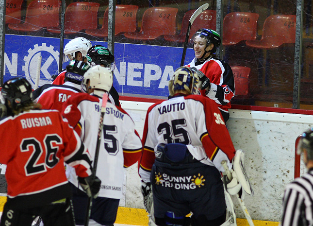 17.9.2009 - (Ässät A-Jokerit A)