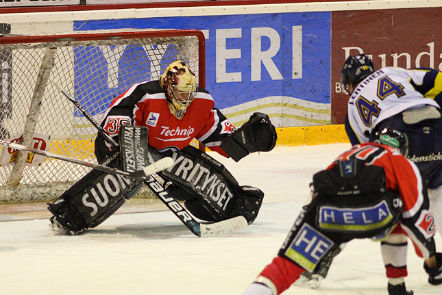 14.11.2009 - (Ässät A-Blues A)