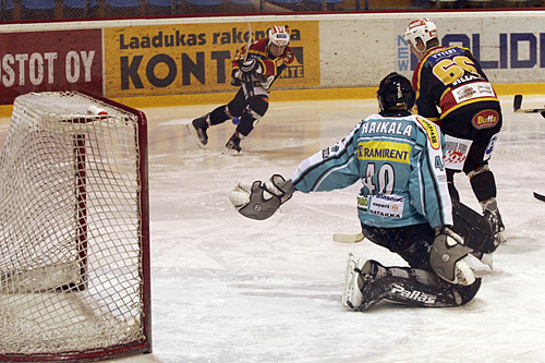 4.11.2006 - (Kärpät-RB-93)