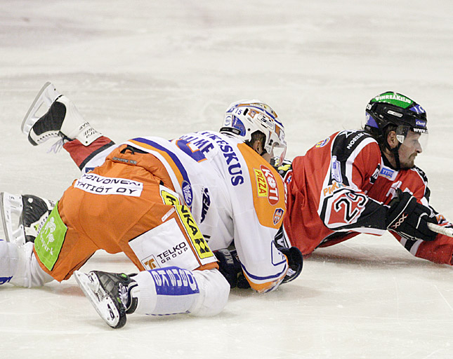 11.10.2007 - (Ässät-Tappara)