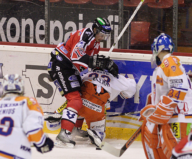 11.10.2007 - (Ässät-Tappara)