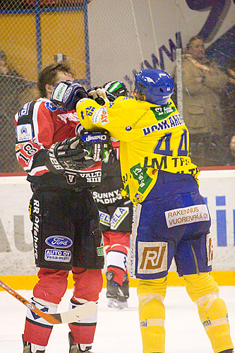 15.2.2007 - (Ässät-Lukko)