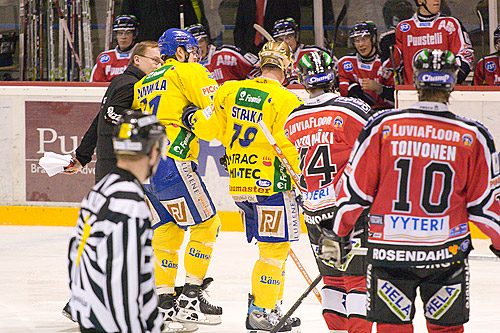 15.2.2007 - (Ässät-Lukko)