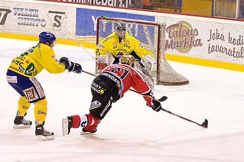 15.2.2007 - (Ässät-Lukko)