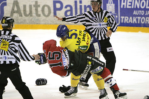 15.2.2007 - (Ässät-Lukko)