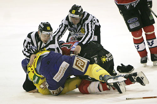 15.2.2007 - (Ässät-Lukko)