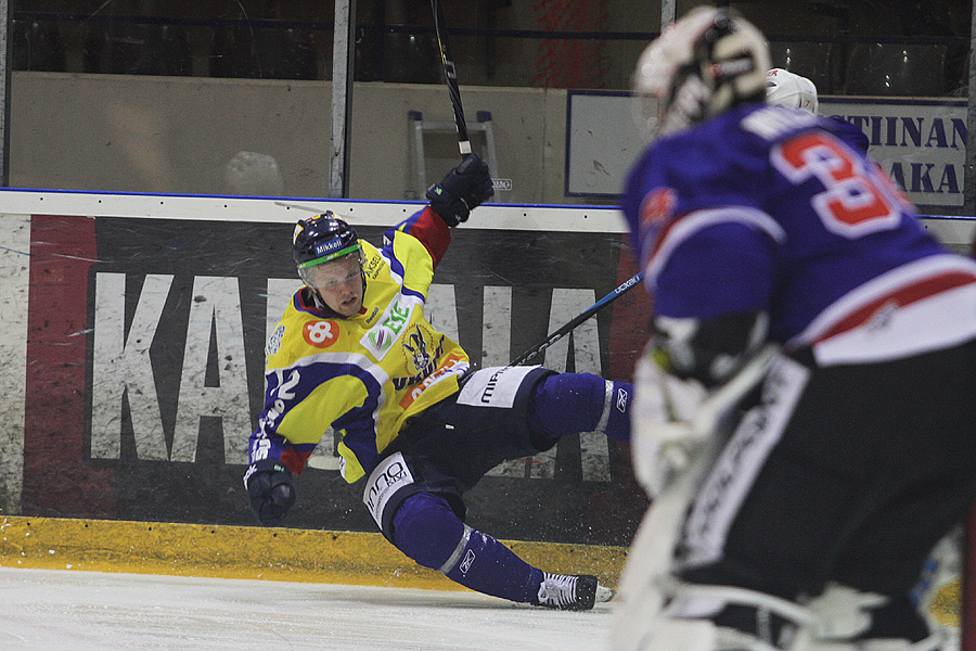 8.12.2012 - (Jukurit-TUTO Hockey)