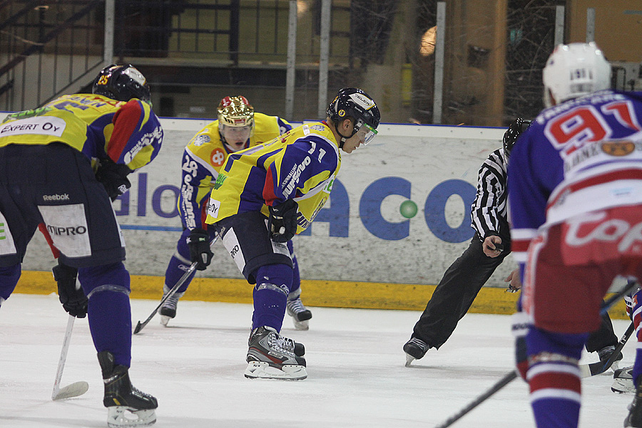 8.12.2012 - (Jukurit-TUTO Hockey)