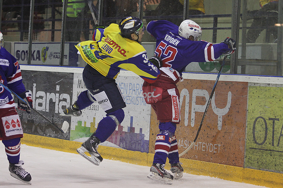 8.12.2012 - (Jukurit-TUTO Hockey)