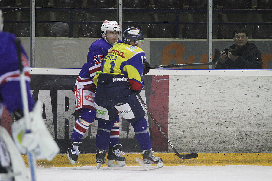 8.12.2012 - (Jukurit-TUTO Hockey)