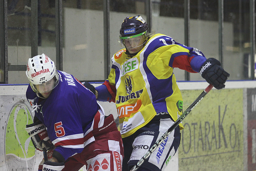 8.12.2012 - (Jukurit-TUTO Hockey)