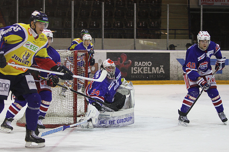 8.12.2012 - (Jukurit-TUTO Hockey)