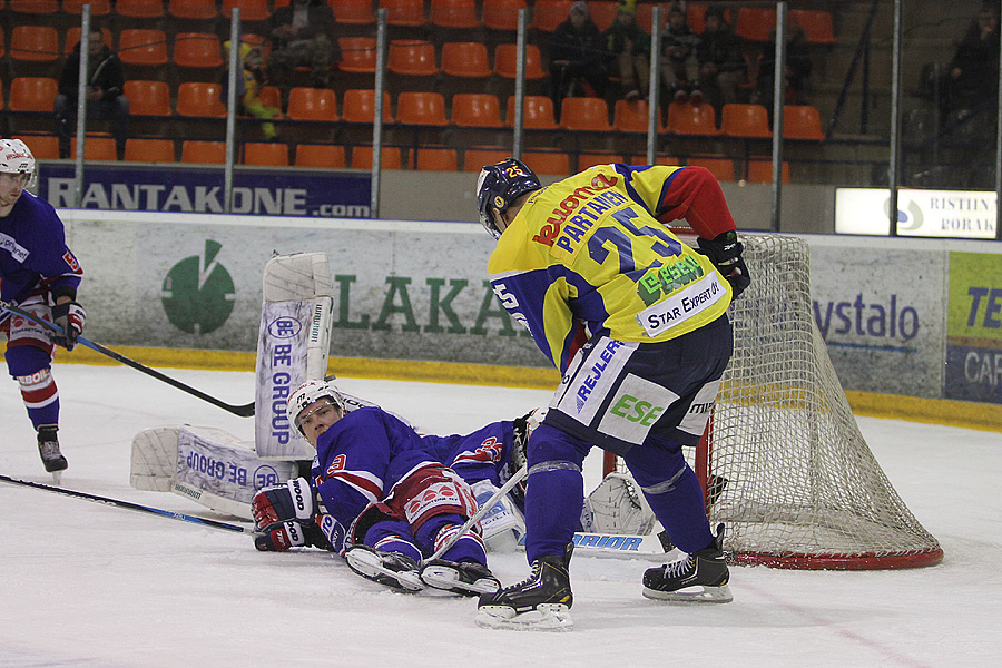 8.12.2012 - (Jukurit-TUTO Hockey)