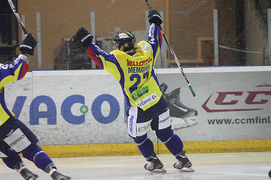 8.12.2012 - (Jukurit-TUTO Hockey)