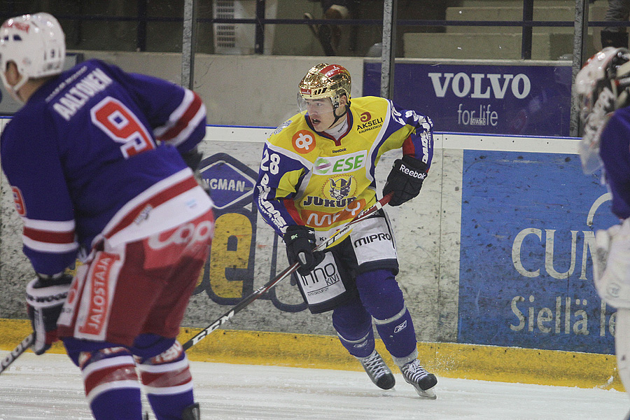 8.12.2012 - (Jukurit-TUTO Hockey)