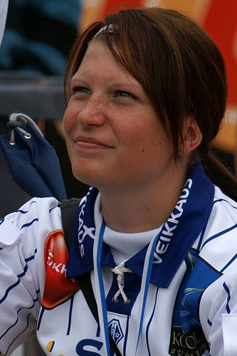 Pesäkarhut Itä-Lännessä 30.6.2007 Pesäkarhut Itä-Lännessä 30.6.2007