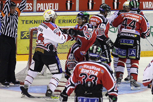 27.7.2007 - (Ässät-Sport)