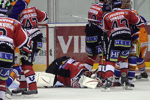 27.7.2007 - (Ässät-Tappara)