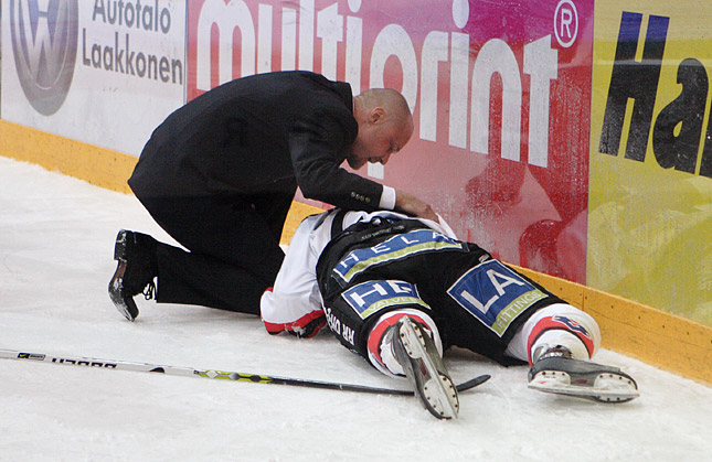 15.9.2007 - (Ilves-Ässät)