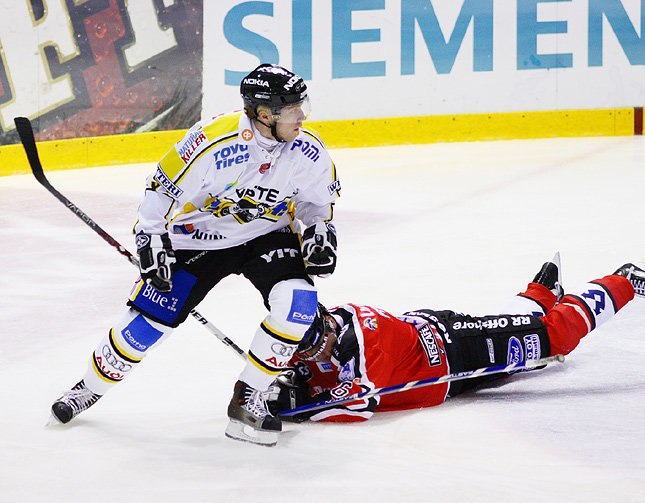 18.9.2007 - (Ässät-Kärpät)