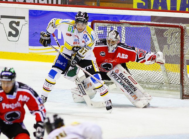 18.9.2007 - (Ässät-Kärpät)