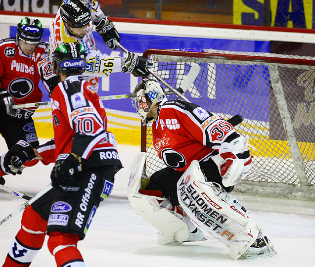 18.9.2007 - (Ässät-Kärpät)