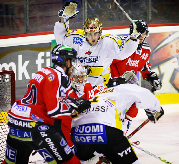 18.9.2007 - (Ässät-Kärpät)