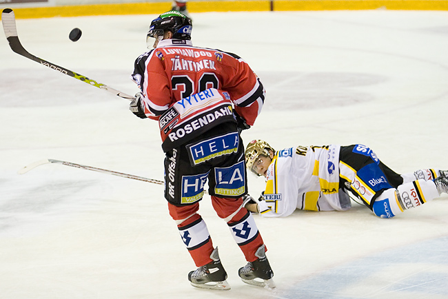 18.9.2007 - (Ässät-Kärpät)