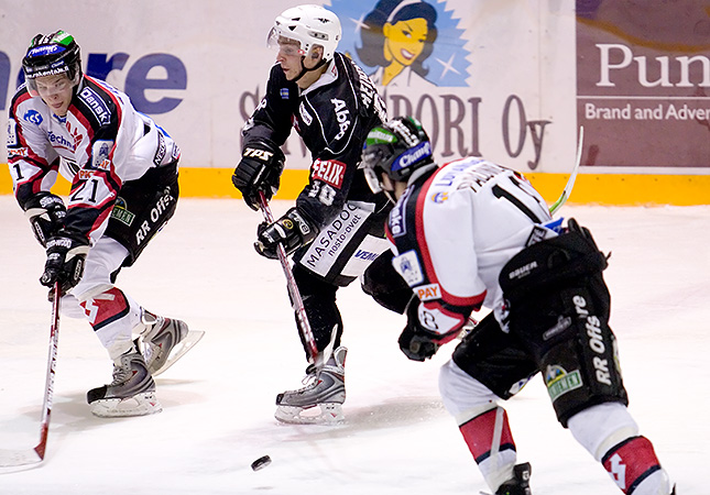 19.10.2007 - (Ässät A-TPS A)