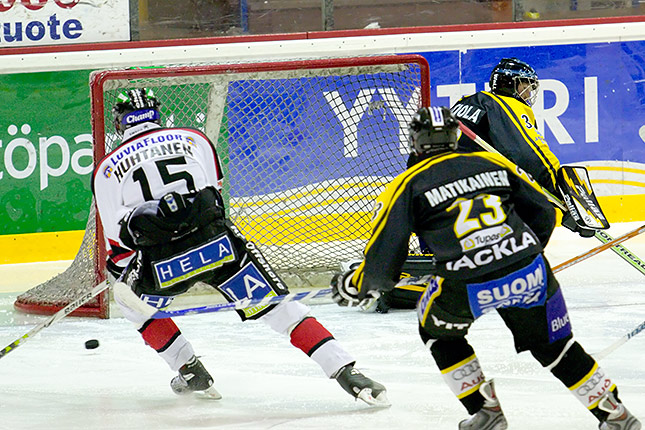 3.11.2007 - (Ässät A-Kärpät A)