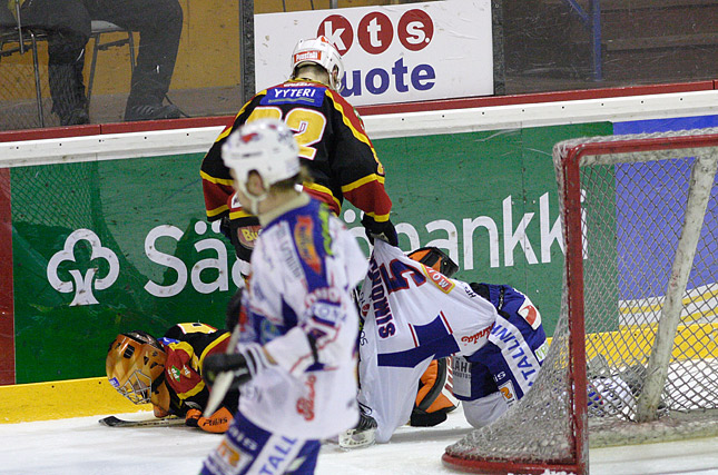 17.11.2007 - (Kärpät-Bewe)