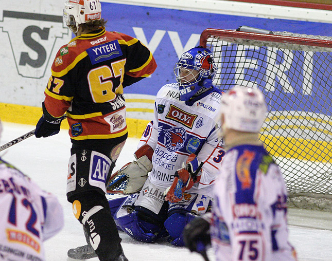 17.11.2007 - (Kärpät-Bewe)