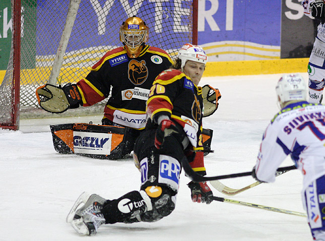 17.11.2007 - (Kärpät-Bewe)