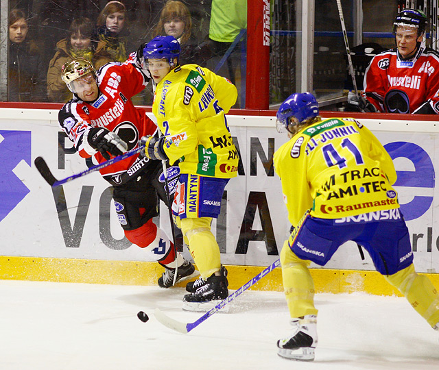 5.12.2007 - (Ässät-Lukko)