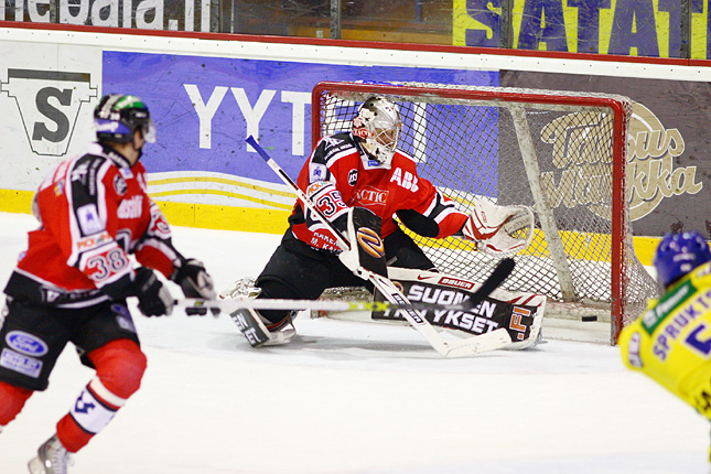 5.12.2007 - (Ässät-Lukko)