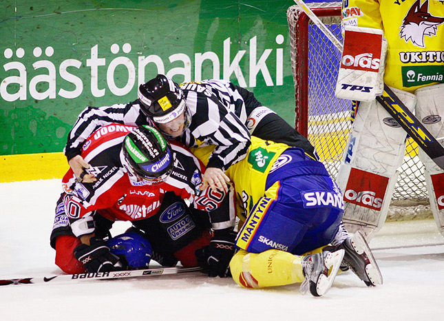 5.12.2007 - (Ässät-Lukko)