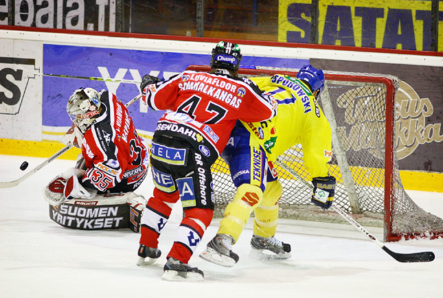 5.12.2007 - (Ässät-Lukko)