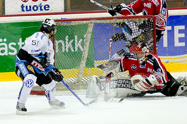 26.1.2008 - (Ässät-Pelicans)