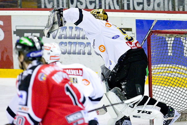 16.2.2008 - (Ässät-TPS)