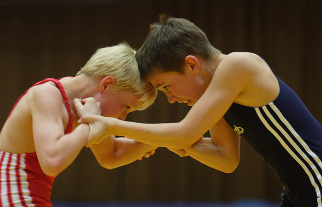 27.4.2008 - (Poikien kr. painin SM-kilpailut) 27.4.2008 - (Poikien kr. painin SM-kilpailut)