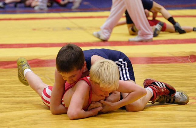 27.4.2008 - (Poikien kr. painin SM-kilpailut) 27.4.2008 - (Poikien kr. painin SM-kilpailut)