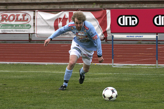 16.5.2008 - (FC PoPa-Sinimustat)