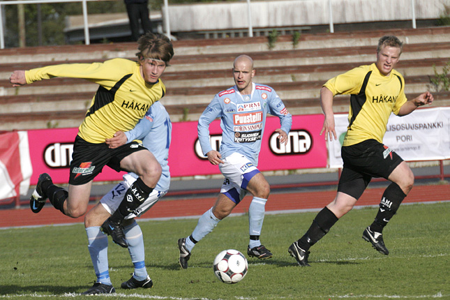 16.5.2008 - (FC PoPa-Sinimustat)