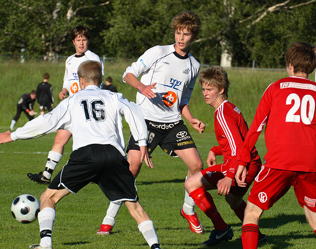 25.6.2008 - (FC Jazz -j B-FC Haka)