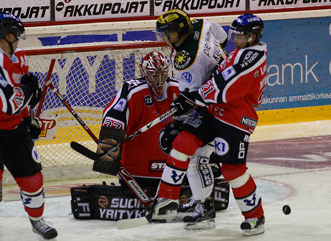 13.9.2008 - (Ässät-Ilves)