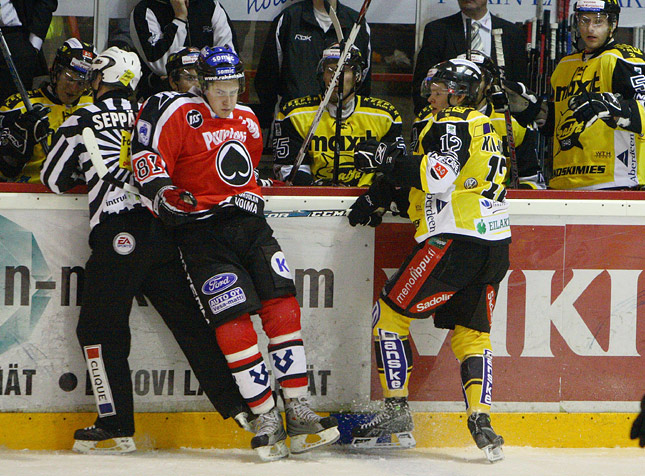 2.12.2008 - (Ässät-SaiPa)