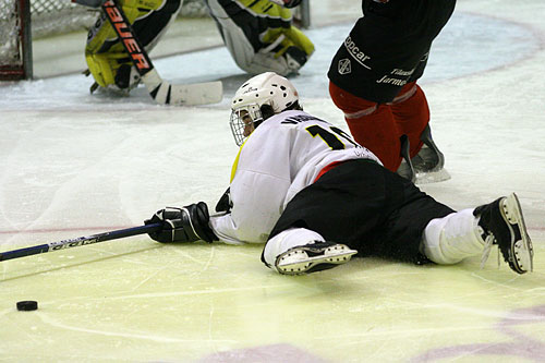 19.8.2006 - (HooCee-Ässät B-jun.)