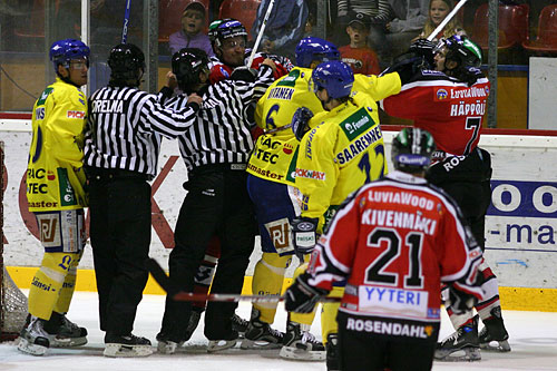 25.8.2006 - (Ässät-Lukko)